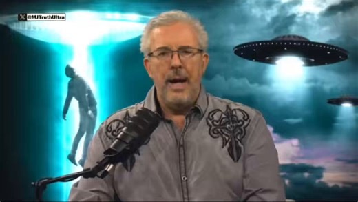Televangelist Perry Stone:A super SECRET meeting took place with many pastors in a SECRET state where SECRET government officials confirmed to them soon there will be disclosure about alien crafts not of this world and “Reptilian looking creatures” among us. He claims the upcoming Steven Spielberg movie “Disclosure Day” is based on what is coming. I don’t know what President Trump is planning on declassifying with the “UFO Files”, but one thing I am sure of— many pastors in America are controlle