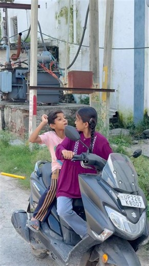 Bachho ki scooty chheen lee 😱😱#shorts