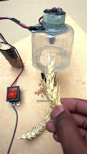 New Threshing Mechanism • New Innovation #scienceproject #dcmotor #project