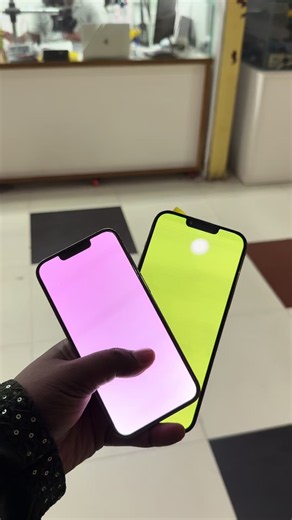 iPhone white and green screen repair
