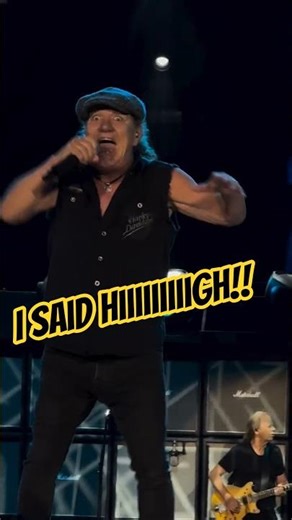 AC/DC make High Voltage a back and forth with Mexico City as Brian Johnson leads ⚡ #ACDC #MexicoCity
