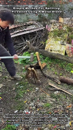 Simple Method For Splitting Firewood Using A Metal Stand