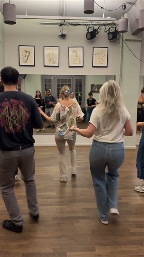 Learn Bachata musicality 🔥⚡️ #bachatafootwork #anthonysantos #pasitos #dominicana #danceclass