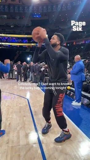 We want Jordyn's lucky bag! 🧡 Karl Anthony Towns is warming up ahead of Knicks vs Sixers #shorts