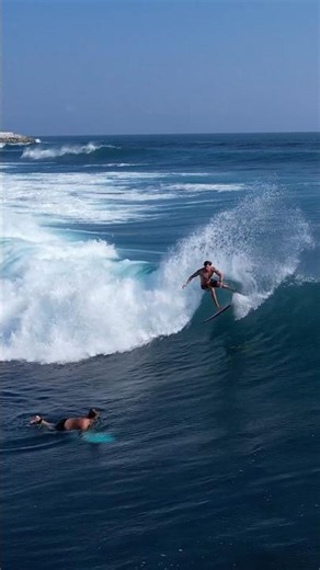 Sunny day surfs ☀️ #surfing