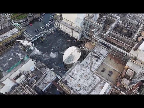The latest: 2 dead, 9 missing after tank implosion at Longview paper mill