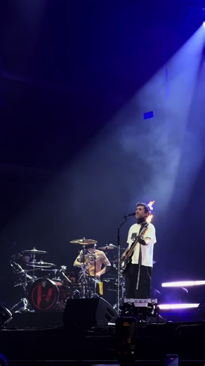 Twenty One Pilots drum show live at Main Square concert