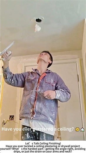 Plastering a Ceiling – Smoothing Overhead Takes Skill! 🔧🏠