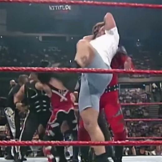WHEN STONE COLD TOOK A HIT FROM KANE & INSTANTLY STUNNERED EVERYONE! 💀🍺