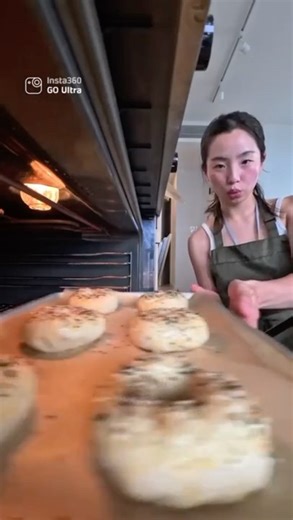 Filming solo just got way easier with Insta360 GO Ultra #vlogcam