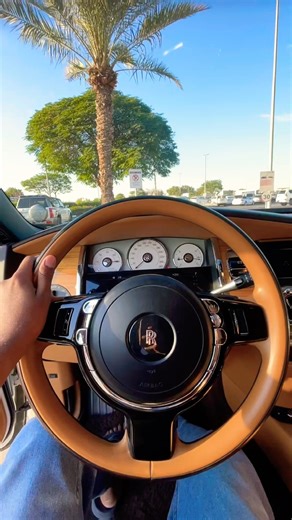 Rolls-Royce Ghost 😱 | Ultimate Luxury Sedan #shorts #rollsroyce