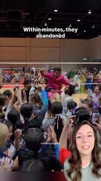 Wedding "catastrophe" turned around by strangers 🥹 #wedding #shorts