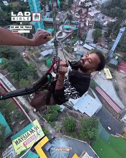 Hanging on by a thread 😱