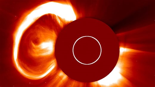 Watch how long duration solar flare spurs massive coronal mass ejection