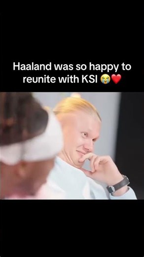 Haaland couldn’t stop saying his full name 😂 (via @Erlinghaaland/TT)