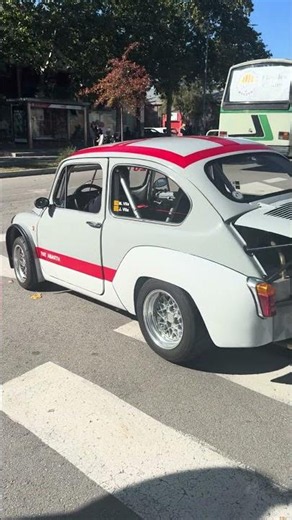 🏎️🔥 ¡FIAT ABARTH EN RETRO CALDES 2026… PEQUEÑO PERO MATÓN!