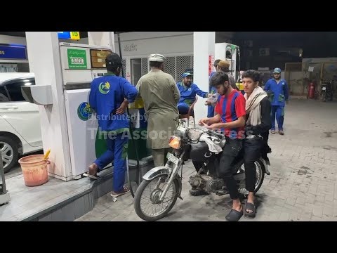 Islamabad drivers hope US-Iran talks will end Hormuz blockade and ease fuel cost crisis