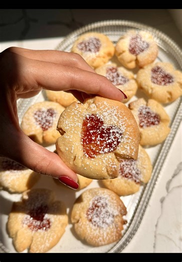 Shortbread Jam Cookies Recipe for Sweet Holiday Treats