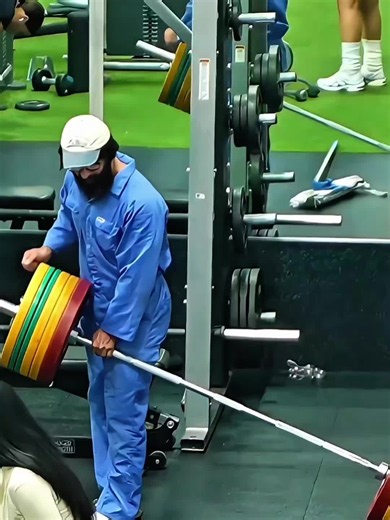Anatoly's Gym Challenge: You Try My Mop, I Try Your Weight 🤭
