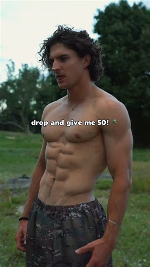 You don’t need a gym to build a nice chest🏡 But you need to a plan and willingness to work hard. Here’s many variations you can try out to work your upper and lower chest. And if you want a full plan to follow every day comment “moves” and I’ll send you all my structured programs. | Gennofit Home Workouts