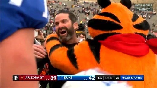 DUKE WINS! 🏆🔵⚪️The Blue Devils beat Arizona State 42-39 in the Sun Bowl! Duke's last appearance there was against ASU in 2014 when the Blue Devils lost so, 11 years later, sweet redemption! Manny Diaz leads his team to back to back 9-win seasons. In College basketball, Duke and NC State open up ACC play with wins, but ECU drops their conference opener to Tulane at home. Luke Schwartz has all the highlights and interviews for the last sportscast of THE YEAR! See you in 2026! | WCTI News 12