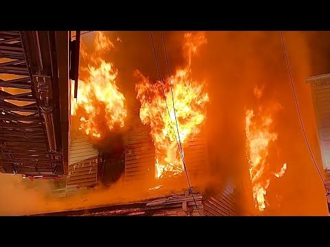 *{1ST DUE~EARLY ARRIVAL}*~*{FDNY BOX 7053}*{BATTLING A 2ND ALARM FIRE ON 57TH ROAD IN QUEENS, NYC}*.