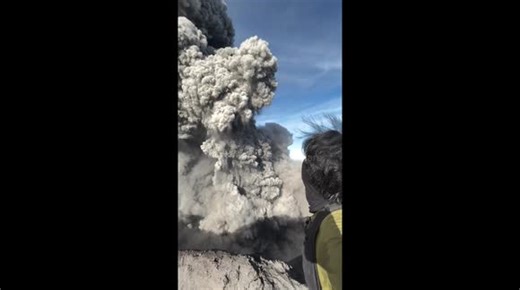 TRENDING: Hikers flee for their lives as Mount Dukono volcano erupts in Indonesia