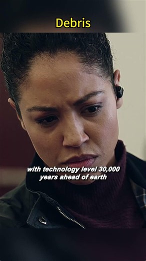 👽 Debris iconic scene: The cleaner who found a wallet that wasn’t what it seemed#shorts