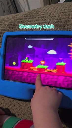 Master Geometry Dash: Tips and Tricks for Gamers