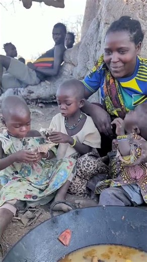 The daily life and diet of the Hazarbi tribe #africa