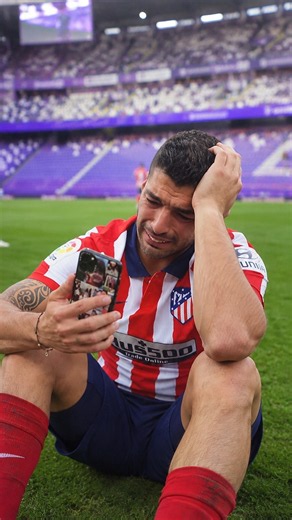 Why Did Barcelona Let Luis Suárez Leave… Only to Regret It? 😳 | Football Stories