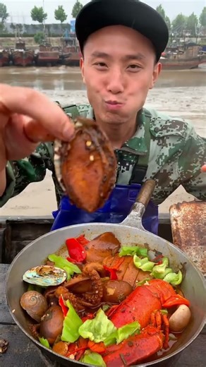 fisman eating seafood