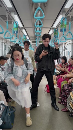 CD - Blocking the aisle and getting an instant lesson [CONDA NGUYEN] #condanguyen #kindness #respect