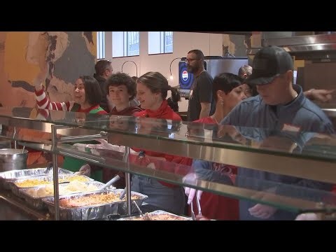 Volunteers continue decades-long tradition of feeding families on Christmas Day at Pitt