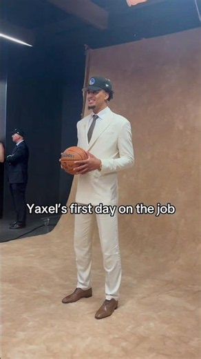 Yaxel Lendeborg’s First Day on the Job | #shorts
