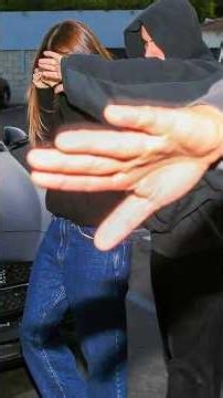Justin Bieber FORCED To Protect Hailey From The Paparazzi