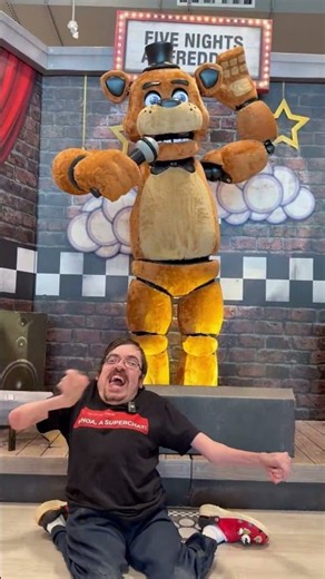 FIVE NIGHTS AT FREDDYS ANIMATRONIC