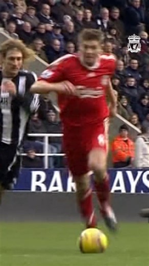 Lucas 🔗 Gerrard 🎯 Combining for our fourth in a 5-1 win against Newcastle in '08 😮‍💨 | Liverpool FC