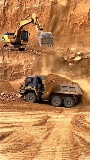 Massive Excavator Power: Epic Digging & Loading Action! 🚜