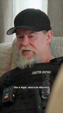 Call to a Lawyer? Squatter Makes Some Calls to Get Flash OUT | Squatters | A&E