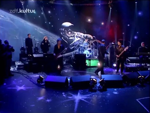 THE AFGHAN WHIGS interpretant Somethin' Hot en directe al programa Later... with Jools Holland de la BBC el 1998.