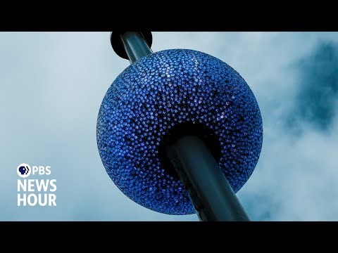 News Wrap: Millions ring in new year amid Arctic temperatures and heavy snow