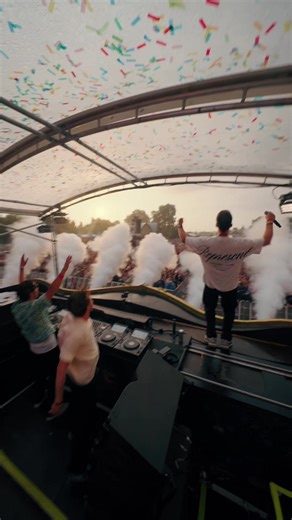 Yves V B2B Lucas & Steve Unite the Crowd at Tomorrowland