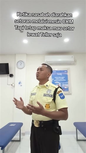 Kalo kalian pilih setoran lewat mesin CRM atau Teller #fyp #satpamviral #satpamindonesia #mesinsetorantunai #masukberanda