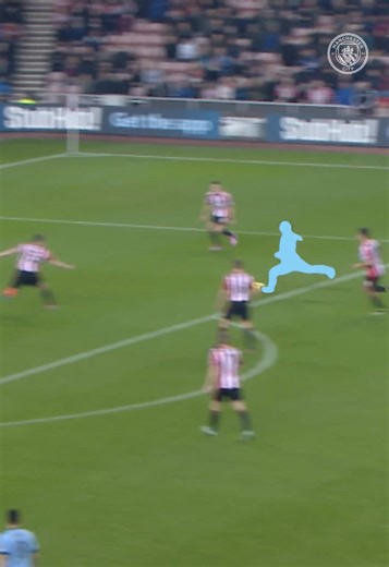 Who scored this screamer against Sunderland? 👀🚀 #ManCity #PremierLeague #Football