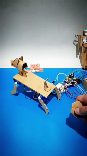 Make a COOL Robot Dog with Arduino & Cardboard 🤖🐕 #diy #arduino #projectarduino #diycrafts
