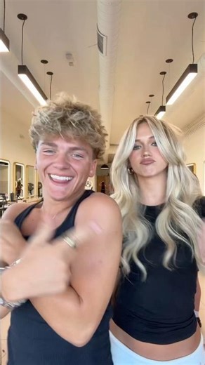 Beat em up... #16kids #notenoughnelsons #nenfam #ootd