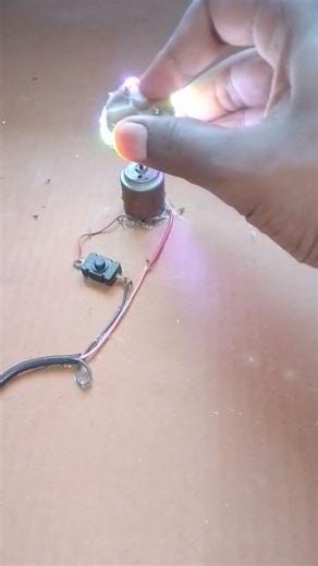 𝐇𝐨𝐰 𝐢 𝐦𝐚𝐝𝐞 𝐬𝐭𝐫𝐢𝐧𝐠 𝐥𝐢𝐠𝐣𝐭 𝐰𝐢𝐭𝐡 𝐝𝐜 𝐦𝐨𝐭𝐨𝐫 #experiment #skinventor