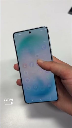 Unboxing the $900 Samsung Galaxy S26 in Sky Blue