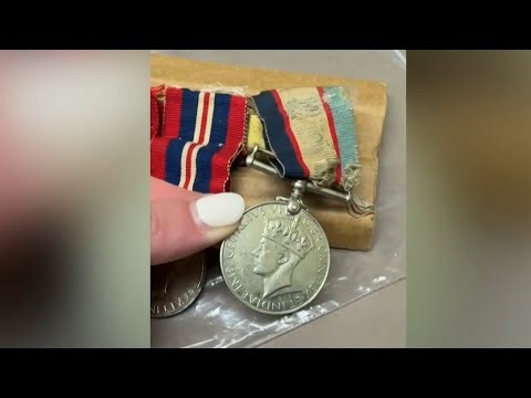 Hunt to reunite WWII service medals found in Flinders Street Station with owner